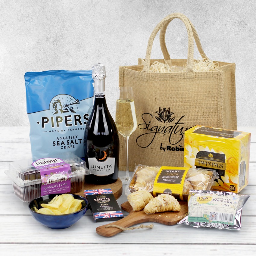 Afternoon Tea Hamper with Prosecco | Robinson's Flowers | All Hampers